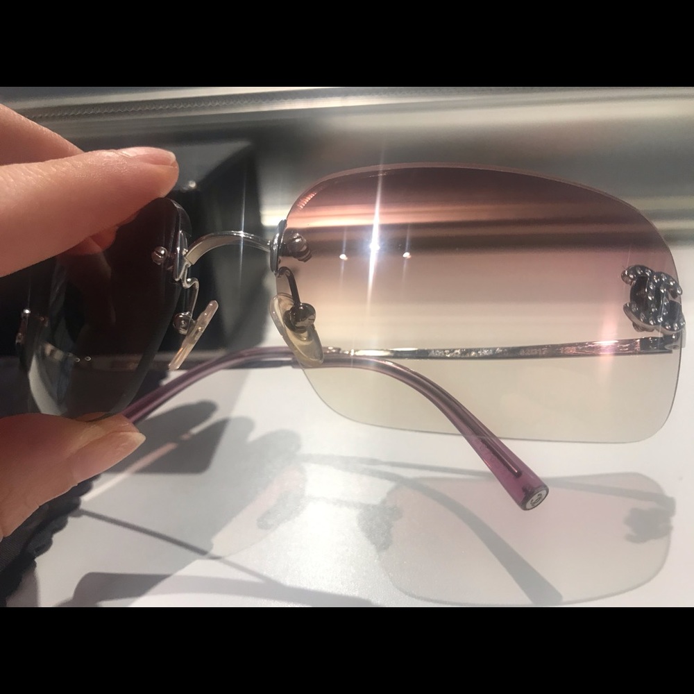 Like New💓 Chanel Sunglasses! Authentic ! - Picture 14 of 14